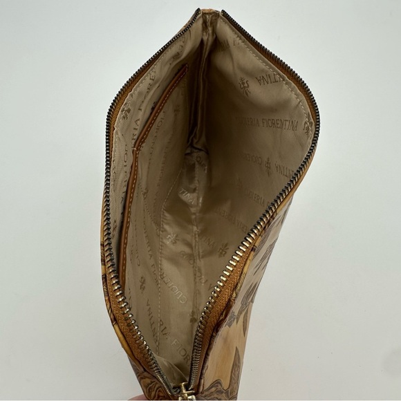 Cuoieria Fiorentina Brown Floral Hand Tooled Leather Wristlet - Picture 5 of 10